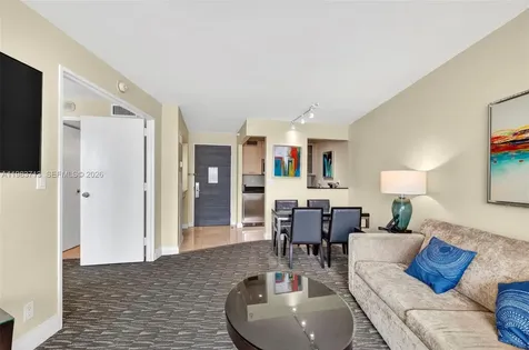 2670 E Sunrise Boulevard Fort Lauderdale FL 33304