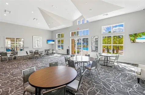 932 Banyan Drive Hollywood FL 33021