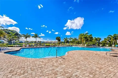 932 Banyan Drive Hollywood FL 33021