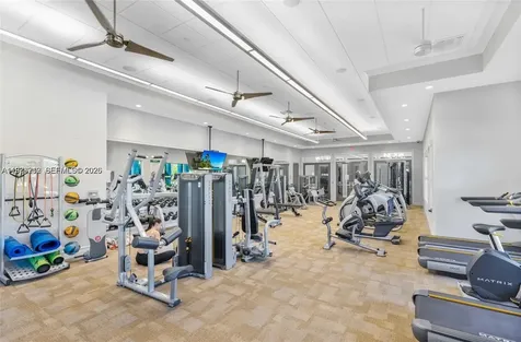 932 Banyan Drive Hollywood FL 33021