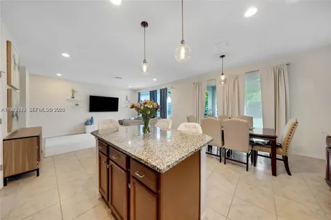 932 Banyan Drive Hollywood FL 33021