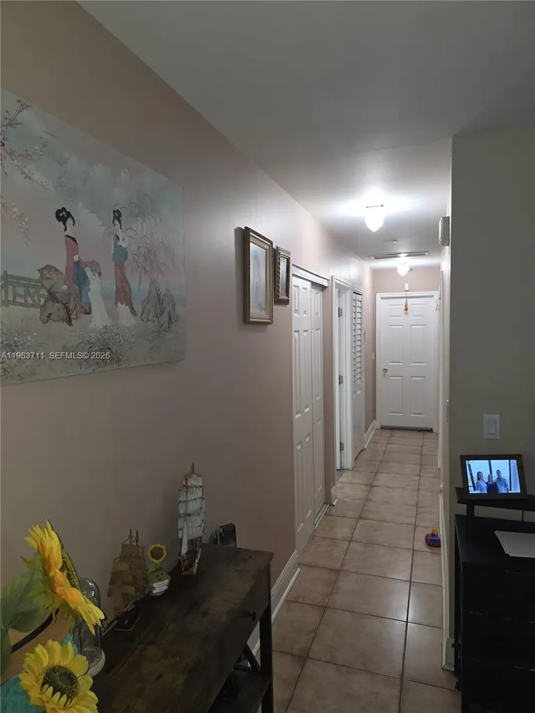 700 SW 28th Terrace Fort Lauderdale FL 33312