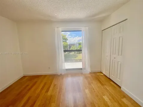 8975 Palm Tree Lane Pembroke Pines FL 33024