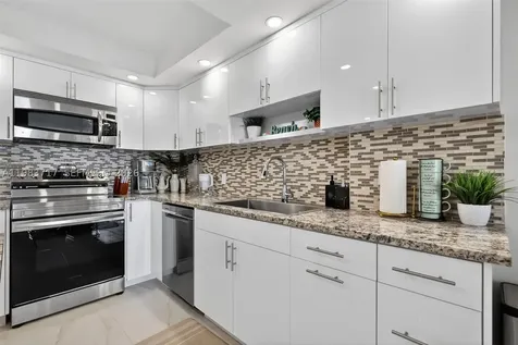 1410 S Ocean Drive Hollywood FL 33019