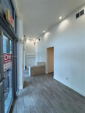 110 Washington Avenue Miami Beach FL 33139