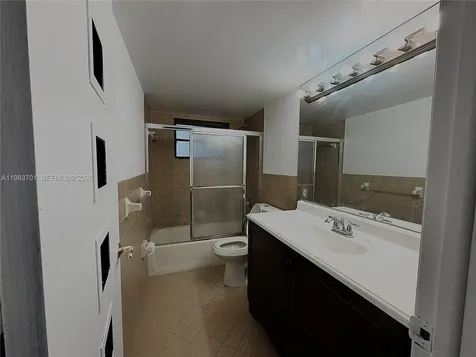 3911 Farragut Street Hollywood FL 33021