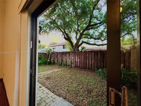 3911 Farragut Street Hollywood FL 33021