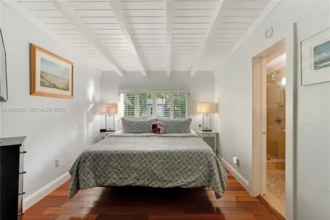 310 Greenwood Drive Key Biscayne FL 33149