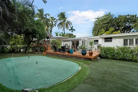 310 Greenwood Drive Key Biscayne FL 33149
