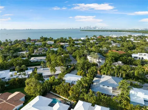 310 Greenwood Drive Key Biscayne FL 33149