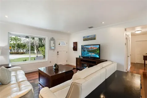310 Greenwood Drive Key Biscayne FL 33149