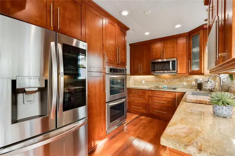 310 Greenwood Drive Key Biscayne FL 33149