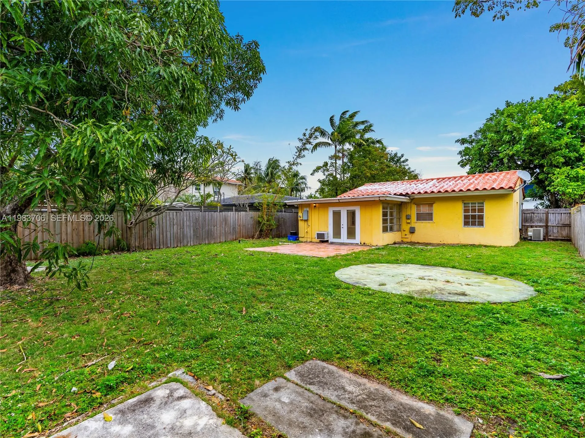 1125 NE 10th Avenue Fort Lauderdale FL 33304