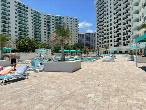 3725 S Ocean Drive Hollywood FL 33019