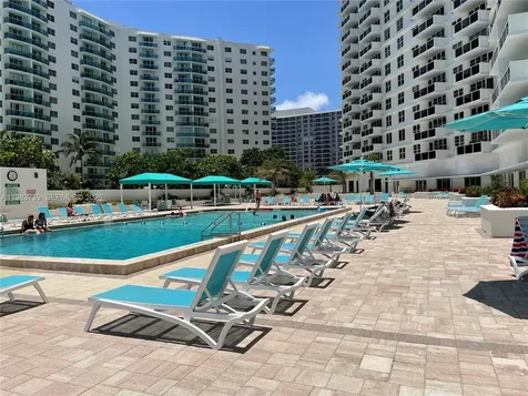 3725 S Ocean Drive Hollywood FL 33019