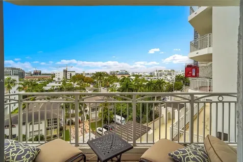 9751 E Bay Harbor Drive Bay Harbor Islands FL 33154