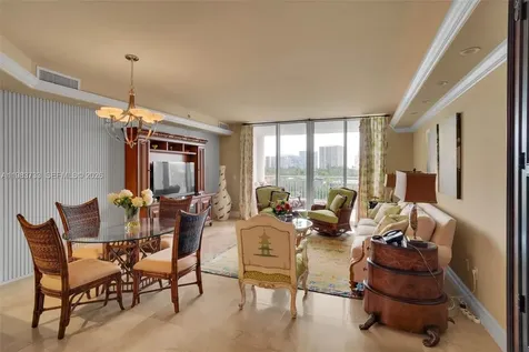 9751 E Bay Harbor Drive Bay Harbor Islands FL 33154