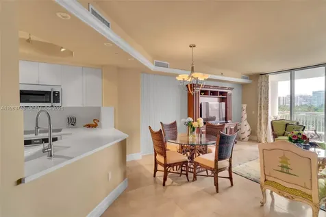 9751 E Bay Harbor Drive Bay Harbor Islands FL 33154