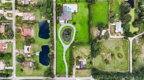 3320 SW 121st Avenue Davie FL 33330