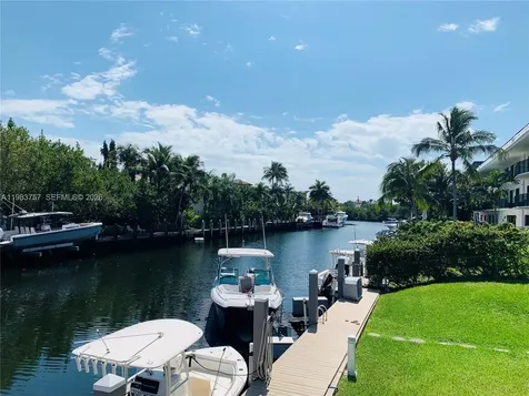 6815 Edgewater Drive Coral Gables FL 33133