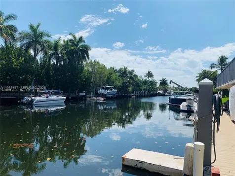 6815 Edgewater Drive Coral Gables FL 33133
