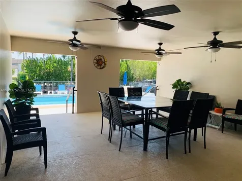 6815 Edgewater Drive Coral Gables FL 33133