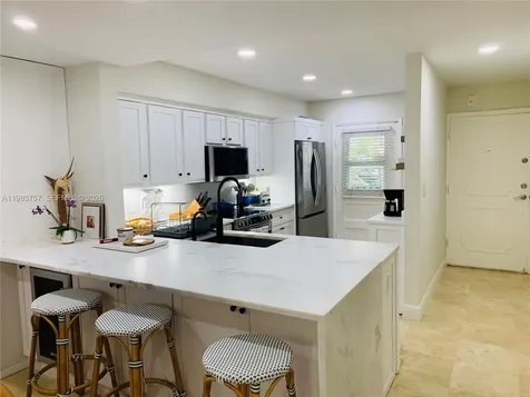 6815 Edgewater Drive Coral Gables FL 33133