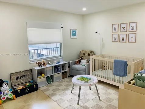 6815 Edgewater Drive Coral Gables FL 33133