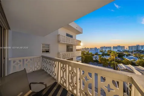1020 Meridian Avenue Miami Beach FL 33139