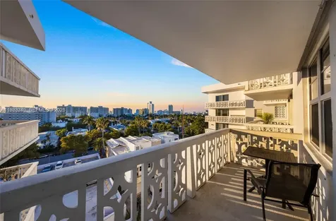 1020 Meridian Avenue Miami Beach FL 33139