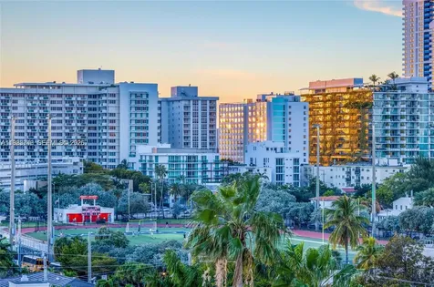 1020 Meridian Avenue Miami Beach FL 33139