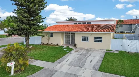 9000 SW 202nd Terrace Cutler Bay FL 33189