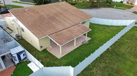 9000 SW 202nd Terrace Cutler Bay FL 33189