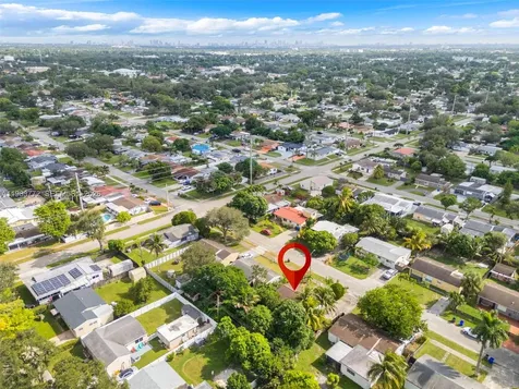 6831 Greene Street Hollywood FL 33024