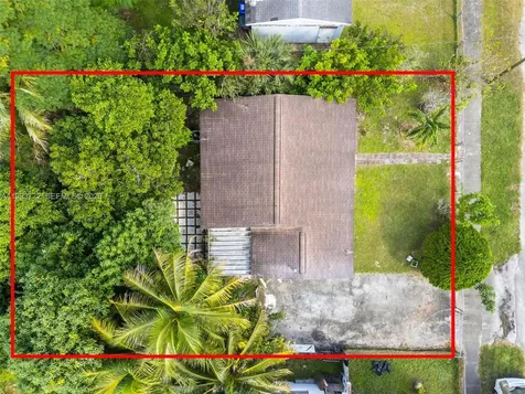 6831 Greene Street Hollywood FL 33024
