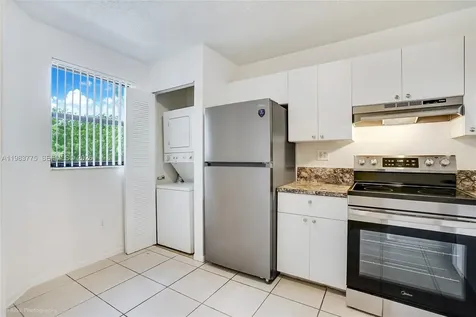 9992 Nob Hill Place Sunrise FL 33351