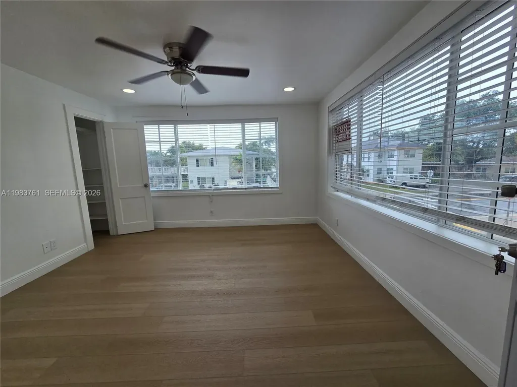 223 S 17th Avenue Hollywood FL 33020