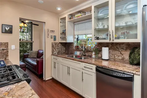 2132 NE 171st Street North Miami Beach FL 33162