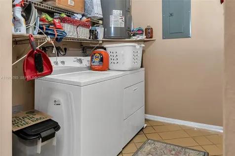 2132 NE 171st Street North Miami Beach FL 33162