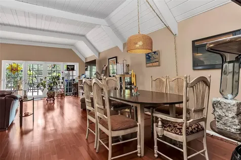 2132 NE 171st Street North Miami Beach FL 33162