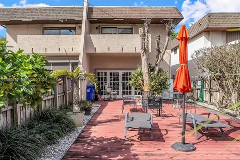 2132 NE 171st Street North Miami Beach FL 33162