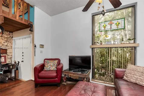 2132 NE 171st Street North Miami Beach FL 33162