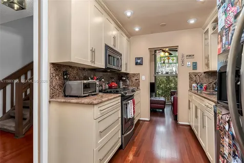 2132 NE 171st Street North Miami Beach FL 33162