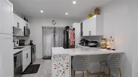 14580 Harrison Street Miami FL 33176
