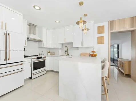 550 NW 58th Avenue Miami FL 33126