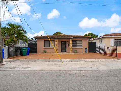 550 NW 58th Avenue Miami FL 33126