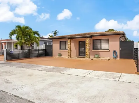 550 NW 58th Avenue Miami FL 33126