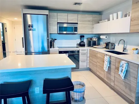 16385 Biscayne Boulevard Sunny Isles Beach FL 33160