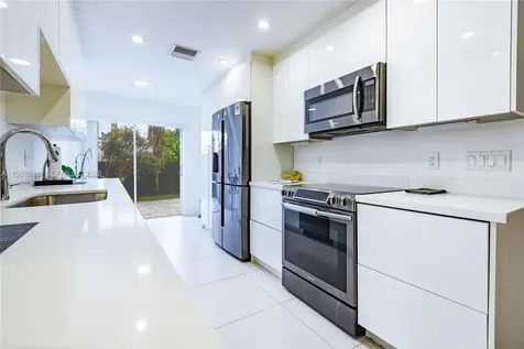 370 SE 2nd Avenue Deerfield Beach FL 33441