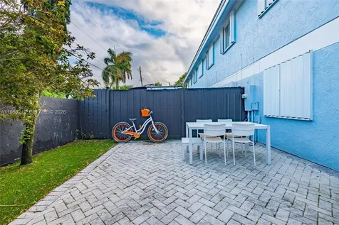 370 SE 2nd Avenue Deerfield Beach FL 33441